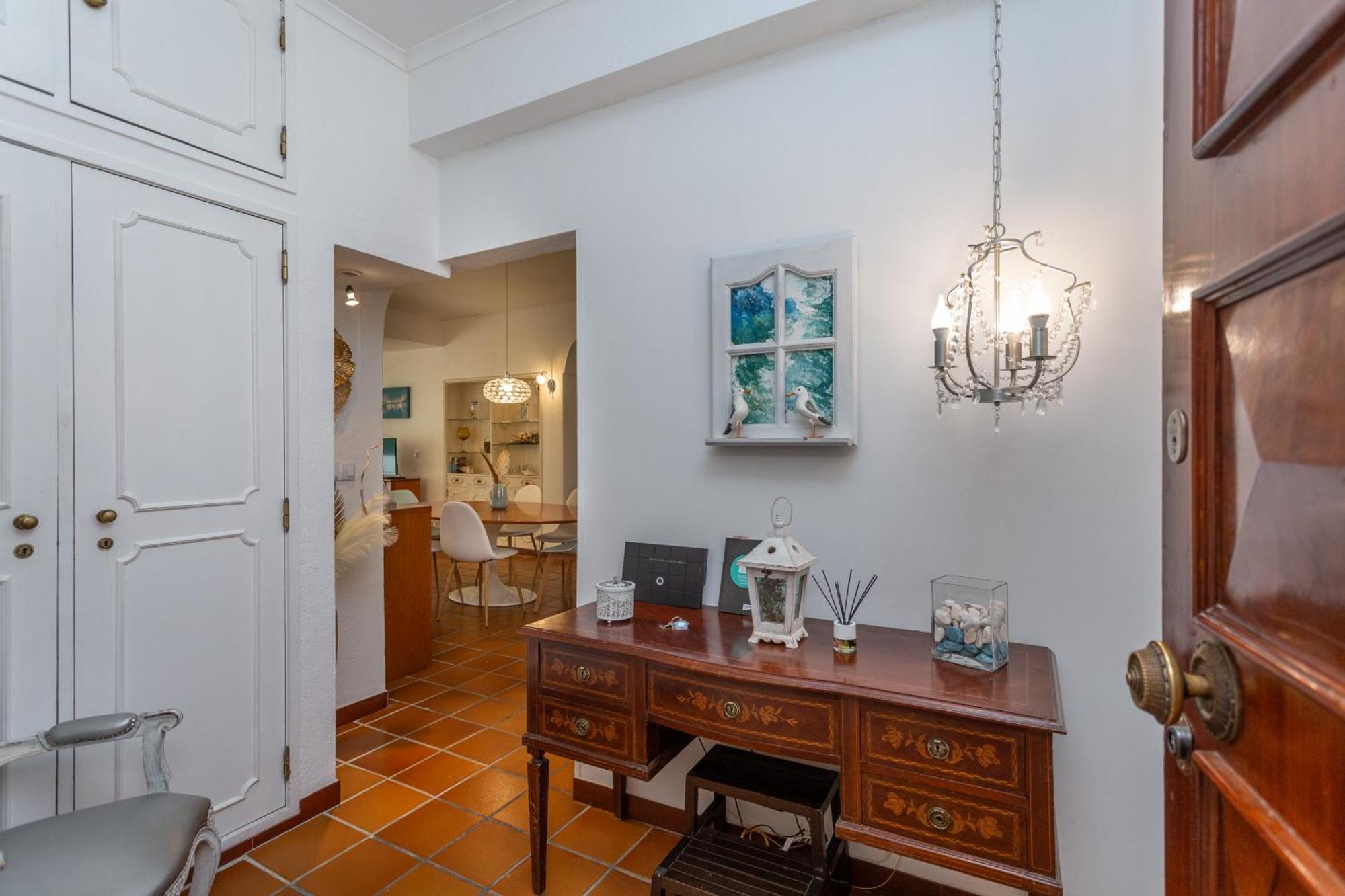 Beguest Gandarinha Apartment